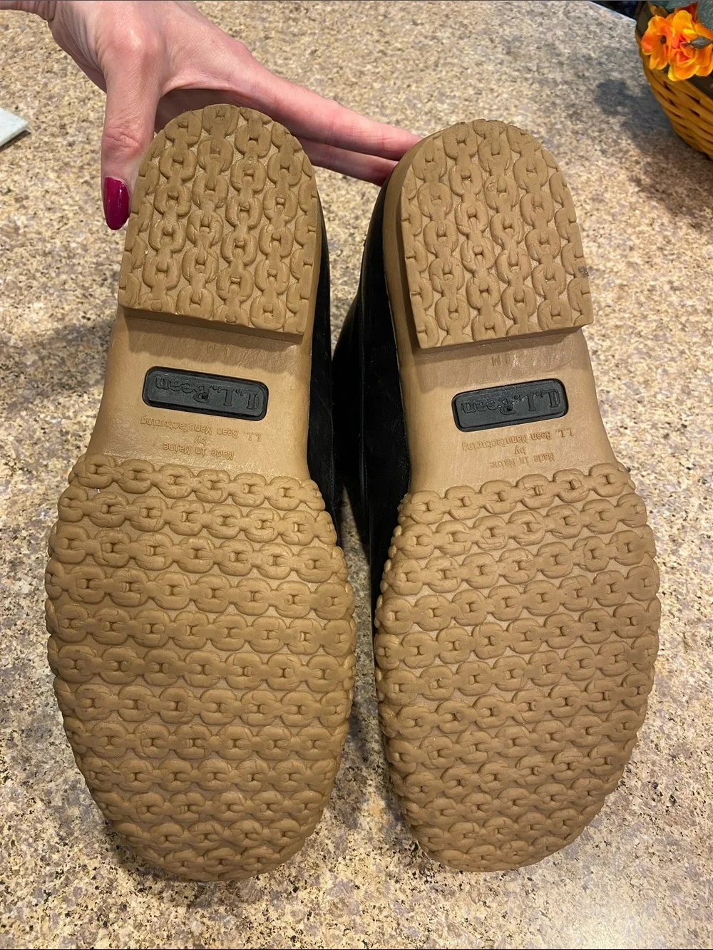 L.L. Bean Insulated Duck Boots Item 510534 10M GUC